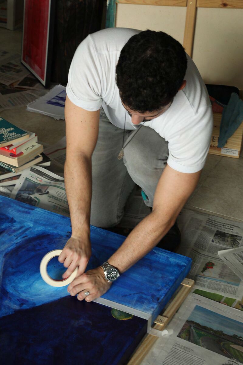 Juan Stok en su estudio